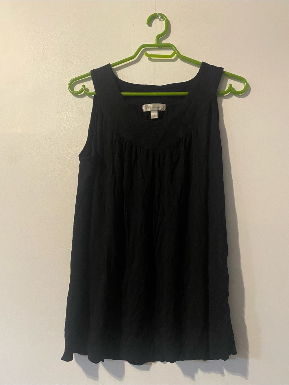 dressbarn Black Sleeveless Tunic Tank Top